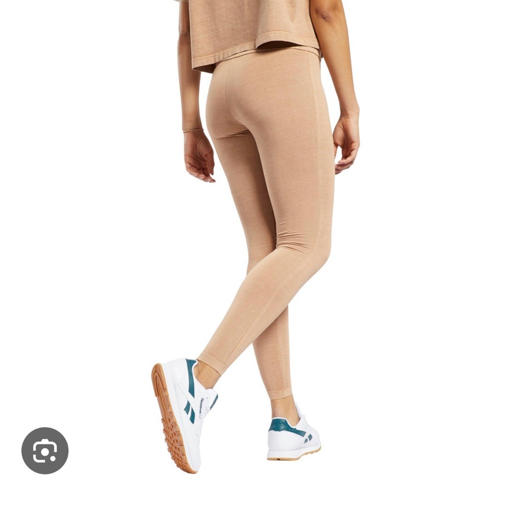 Reebok Leggings in Tan